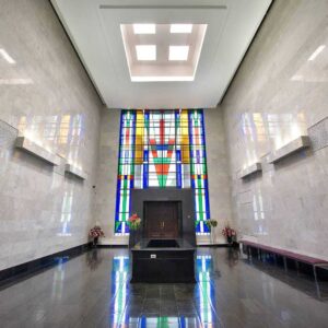 Малый ритуальный зал (освящённый)