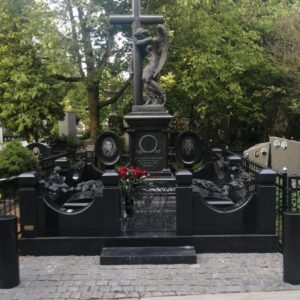 Памятник (пример 17)