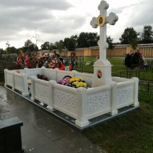 Памятник (пример 16)