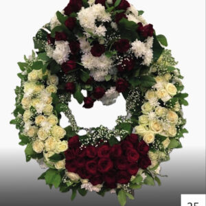 Круг из живых цветов №25