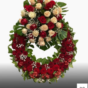 Круг из живых цветов №28