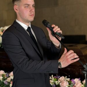 Памятник (пример 4)